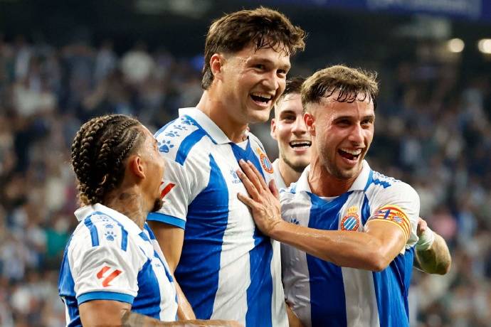 马德里竞技新援在练习中展现实力