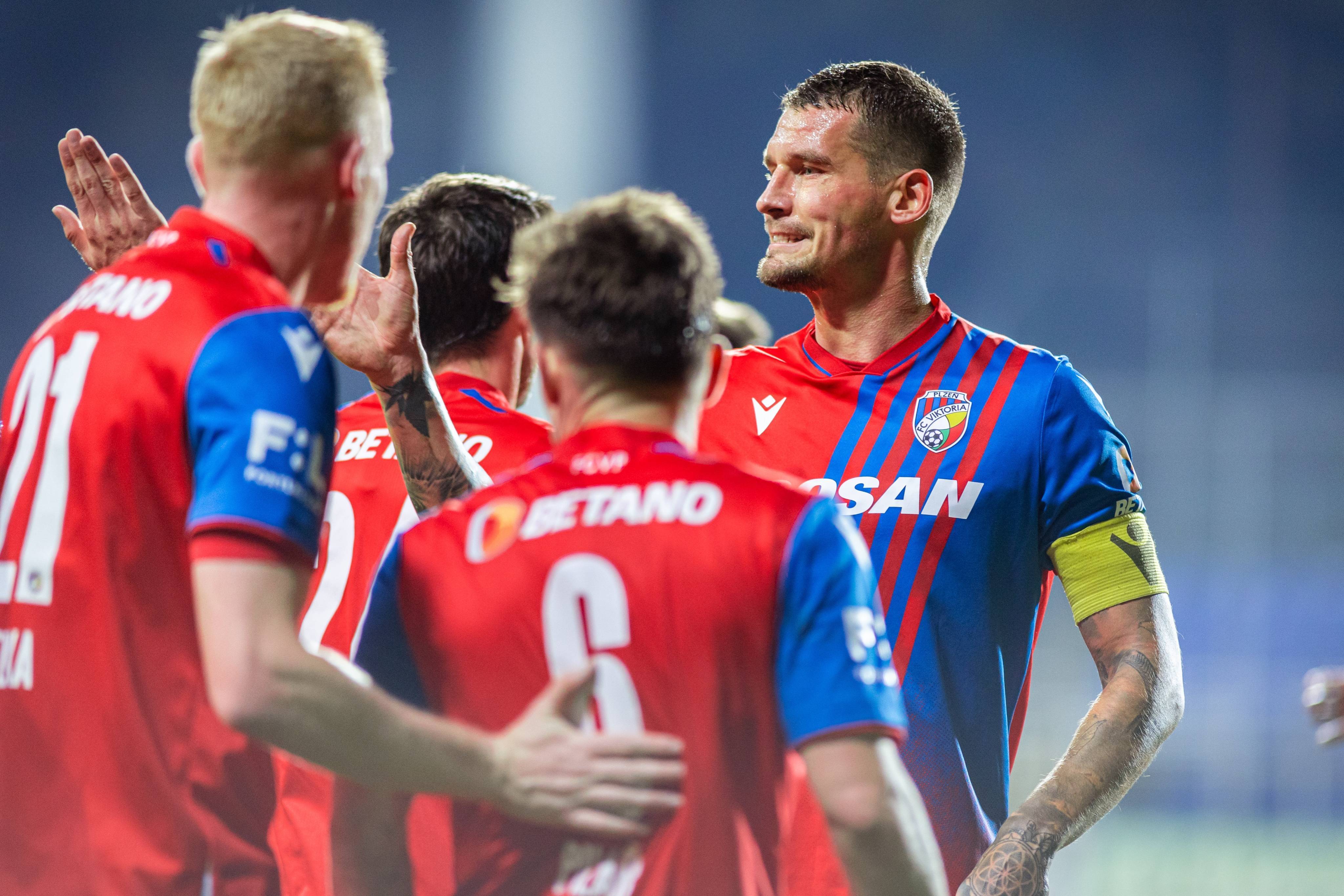 弗赖堡主场击败对手，赛季进入佳境的简单介绍